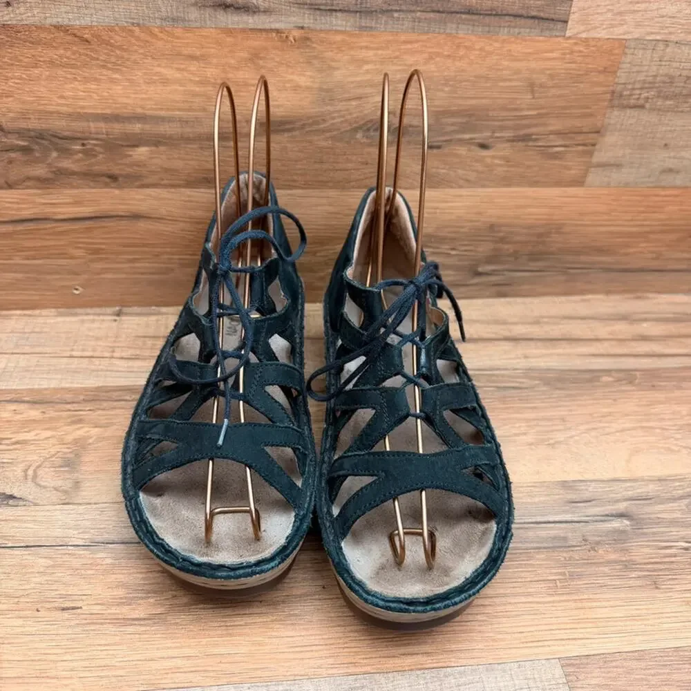 Naot size 7 38Eu Leather Lace-Up Wedge Sandals Yarrow Black Velvet
